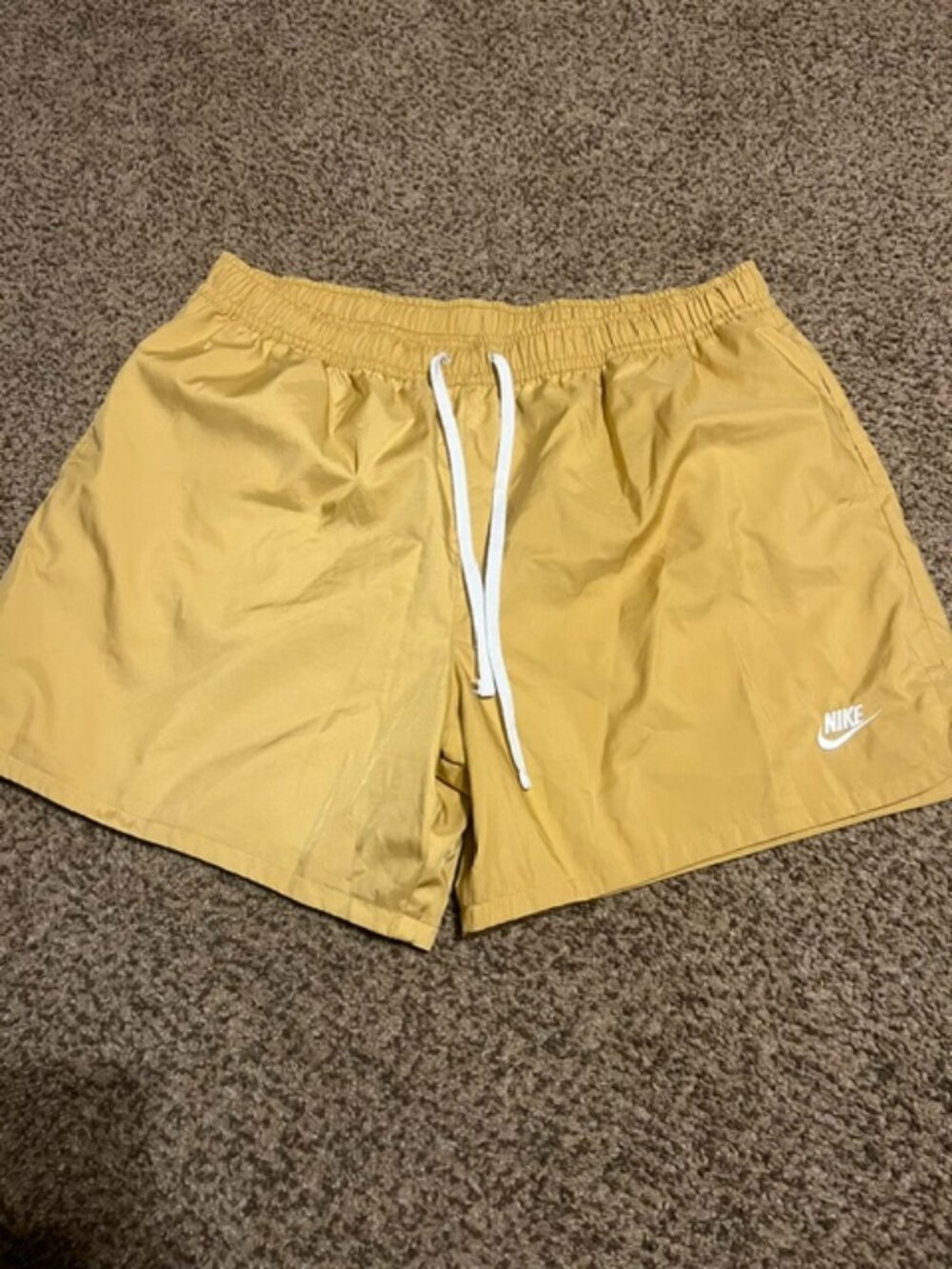 MENS NIKE SHORTS, XXL, NWOT, TAN